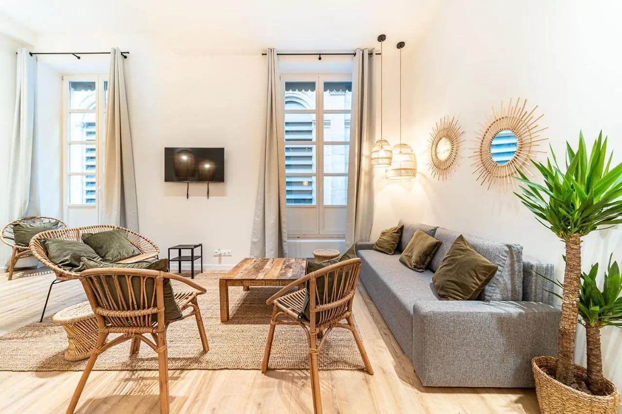 Les Suites De L'Opera - Apartment Barbara For 10 People Лион 0*,  Франция